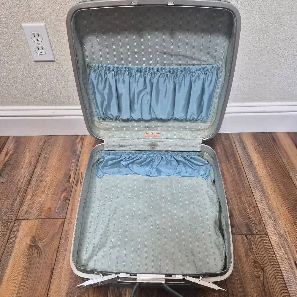 Vintage Samsonite Honeymoon Strap Square Blue Luggage: Unique Fun Statement